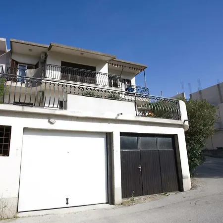 Mimica Apartment *